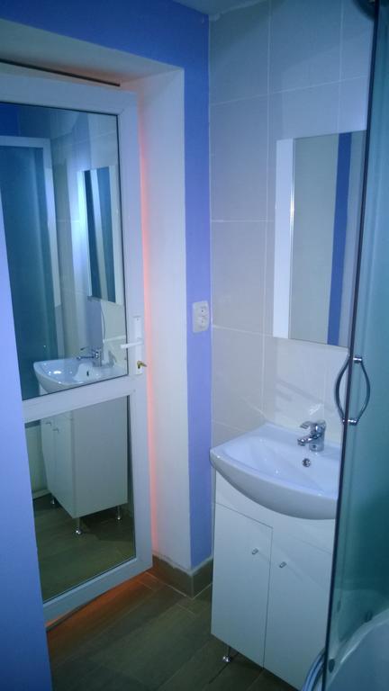 M Central Apartments كلوج-نابوكا الغرفة الصورة